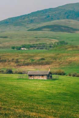 countryside picture elegant house meadow hill 