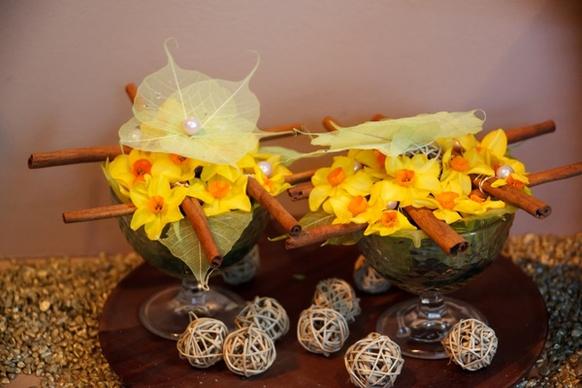 daffodil flower arrangement