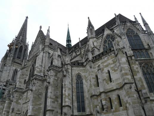 dom church regensburg cathedral