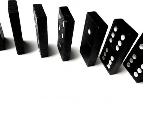 domino game playing