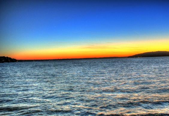 dusk over the horizon at lake geneva wisconsin