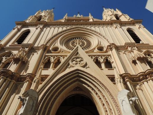 facade gothic churches