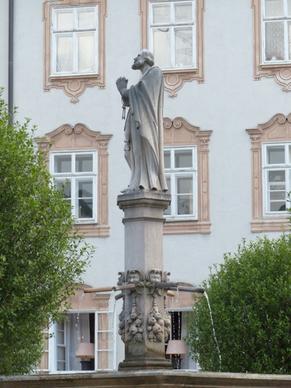 fountain statue saint rupert