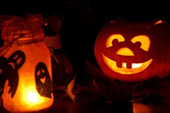 halloween pumpkin and lights