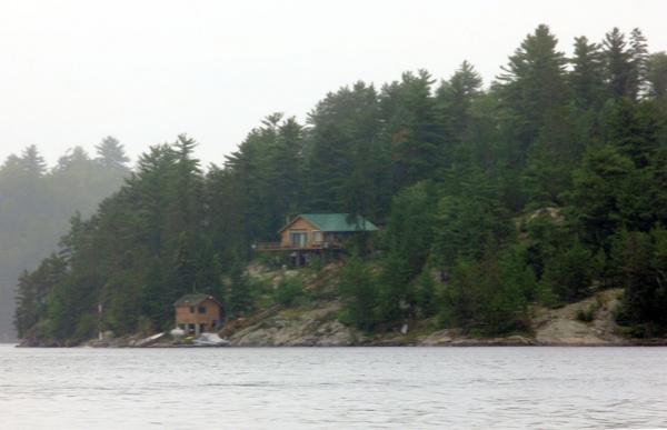 house on lake at voyaguers national park minnesota