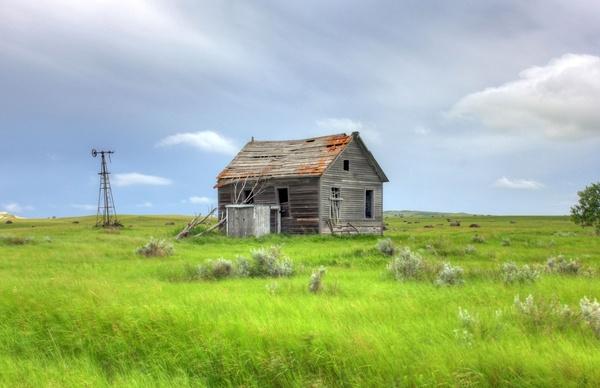 house on the grasslands at white butte north dakota