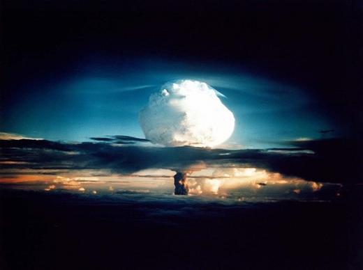 hydrogen bomb atomic bomb nuclear explosion