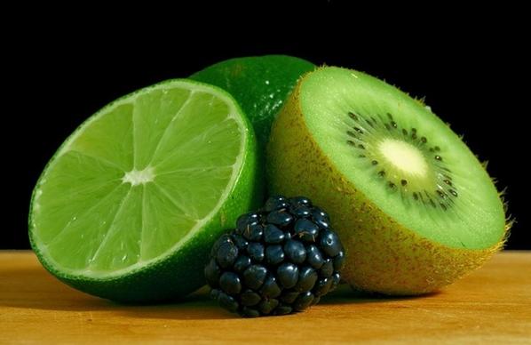kiwi blackberry lime