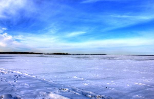 landscape over the ice in madison wisconsin