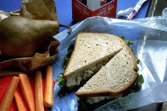 lunch chicken salad sandwich bread