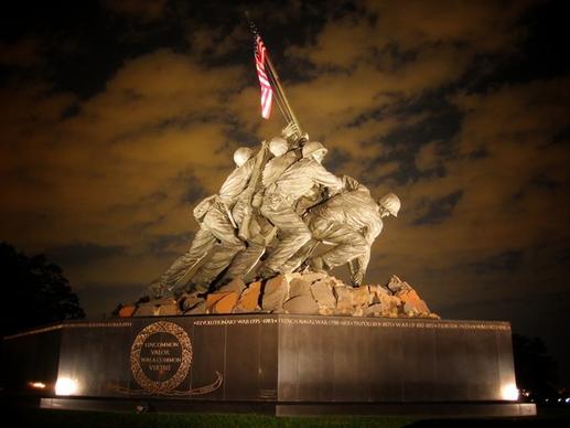 marine corps memorial washington dc statue