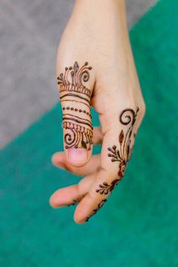 mehndi design art picture elegant decorated hand closeup