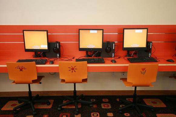 monrovia library orange computers