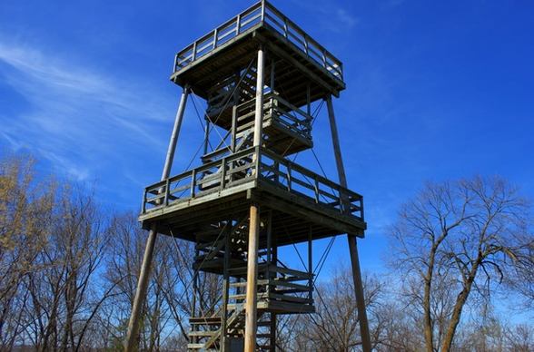 observation tower at high cliff state park wisconsin