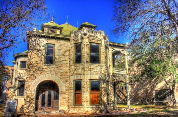 old historical building in san antonio texas