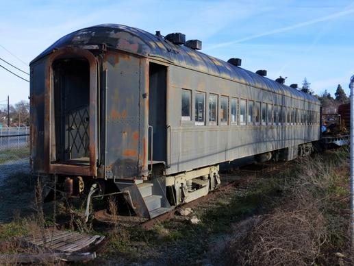 old train 557