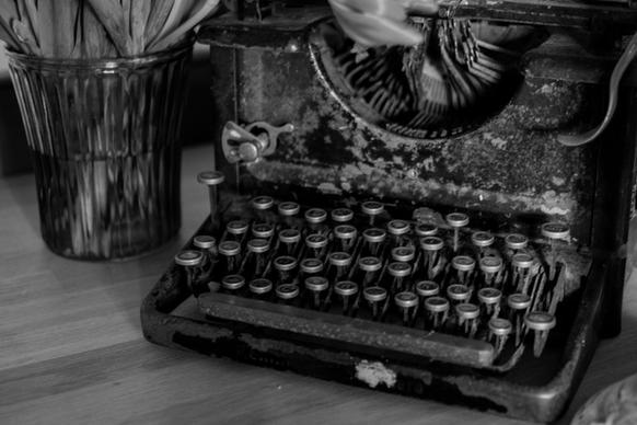 old typing machine