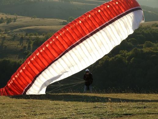 parachute paragliding extreme sport