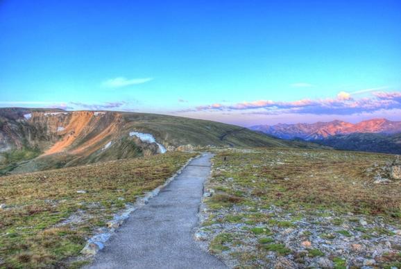 path to the alpine lookout at rocky mountains national park colorado