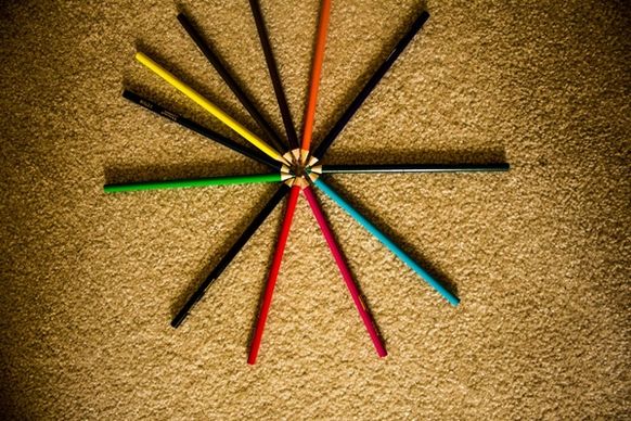 pencils in a circle