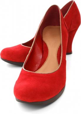 red shoes isolated