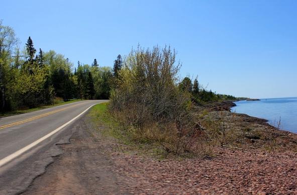 road by the lake in the upper peninsula michigan