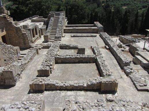 ruins palace of knossos minoans