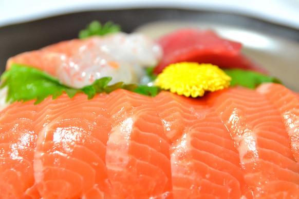  sashimi of salmon