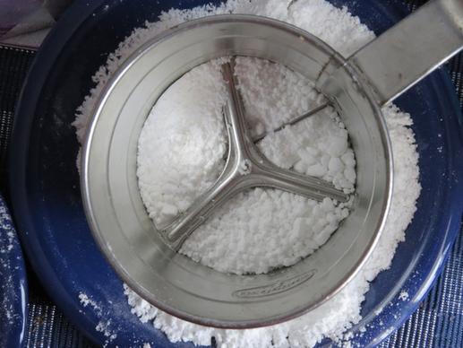 single-hand flour sifter icing sugar powdered sugar sieve