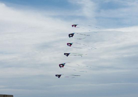 six kites on one line