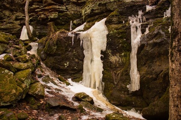 snow and ice on the ridges at governor dodge state park wisconsin