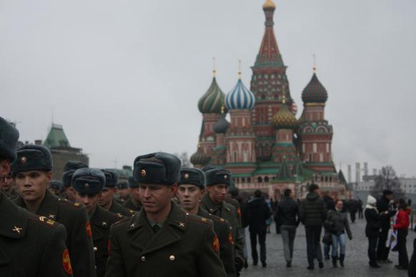 soldiers on red square