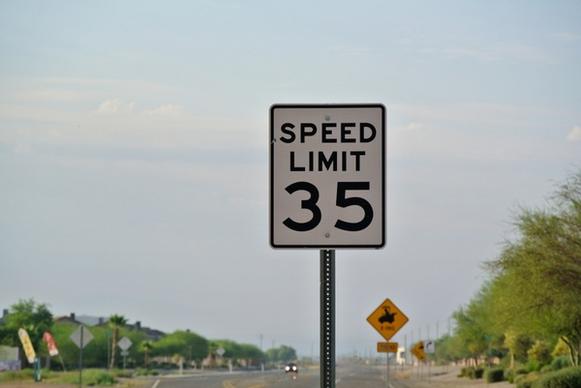 street sign 35 mph