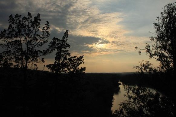 sunset at starved rock state park illinois