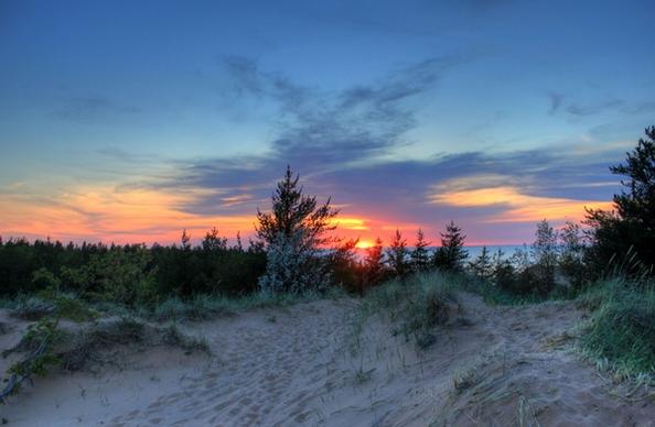 sunset over the dune at pictured rocks national lakeshore michigan