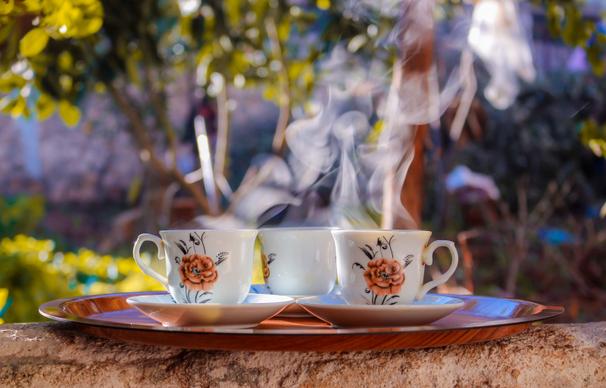 tea break picture elegant closeup hot cups
