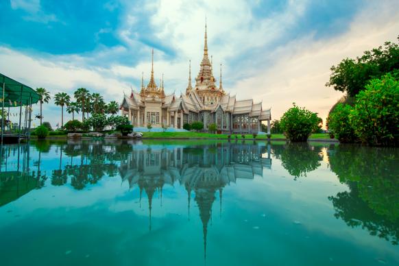 thailand scenery picture elgant calm lake castle reflection