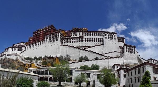 tibet potala palace buildings