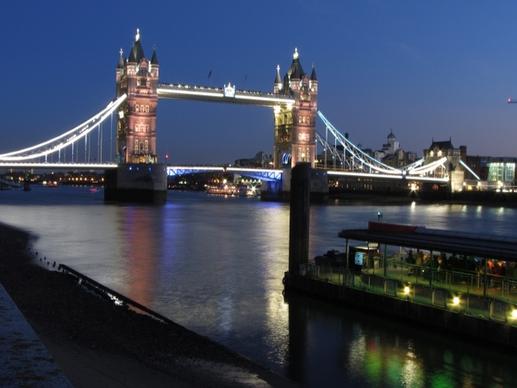 tower bridge night london