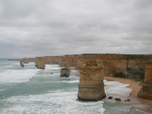 twelve apostles australia great ocean road