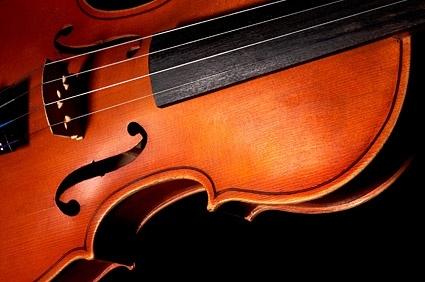 violin closeup picture