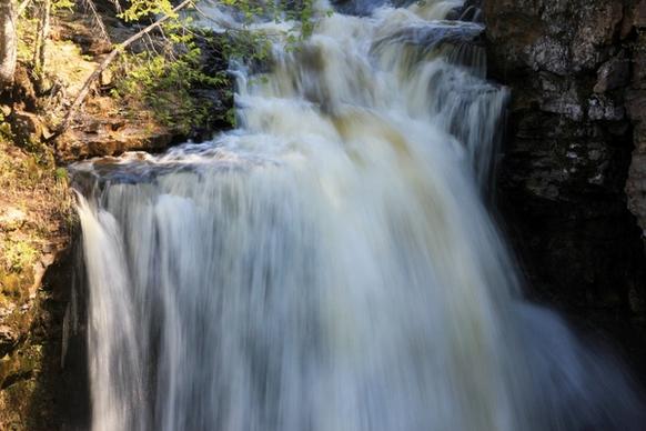 waterfalls roaring at pictured rocks national lakeshore michigan