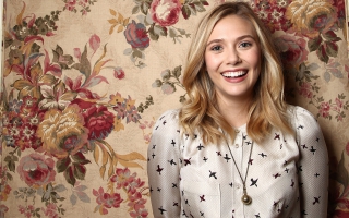 Elizabeth Olsen Stella Magazine Wallpapers In Jpg Format For Free Download